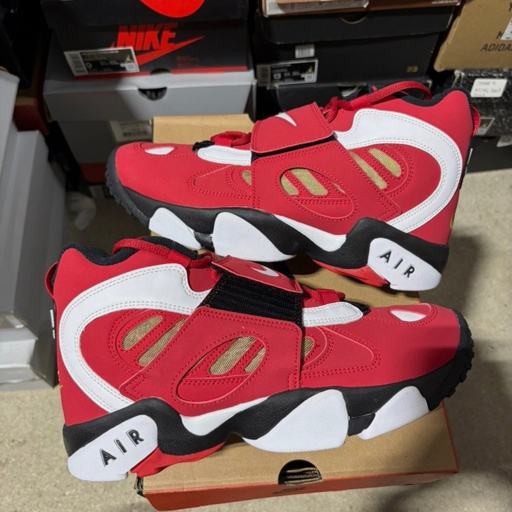 Nike Air Diamond Turf 2 Red Gold (2026) Men's size 10